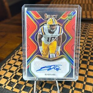Bj Ojulari  rookie autographed football card.